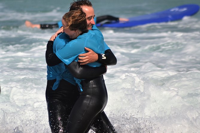 1 Day Surf Lesson Beginner - A four-hour lesson built around practice