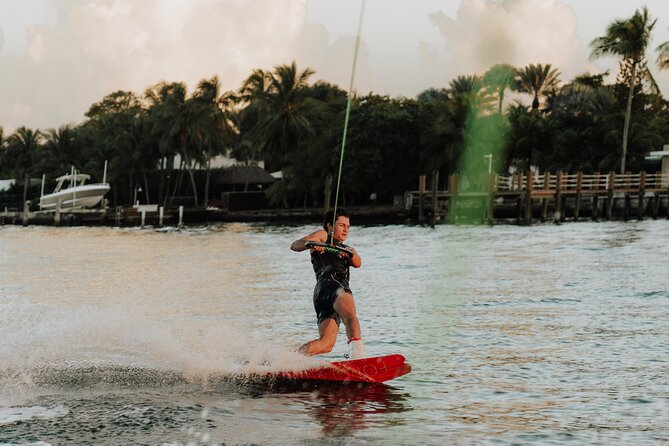 1-Hour Private Wakeboard Lesson in Miami Beach - Meeting at Venetian Marina for a private lesson