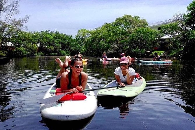 1 Hour Stand Up Paddle Board Lesson for Beginners with 1 on 1 Instructor Guide - Getting comfortable before you stand