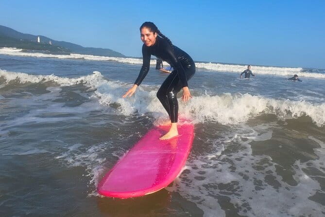 1 Hour Taster Surf Lesson at My Khe Beach - What the 1:4 ratio means in the water
