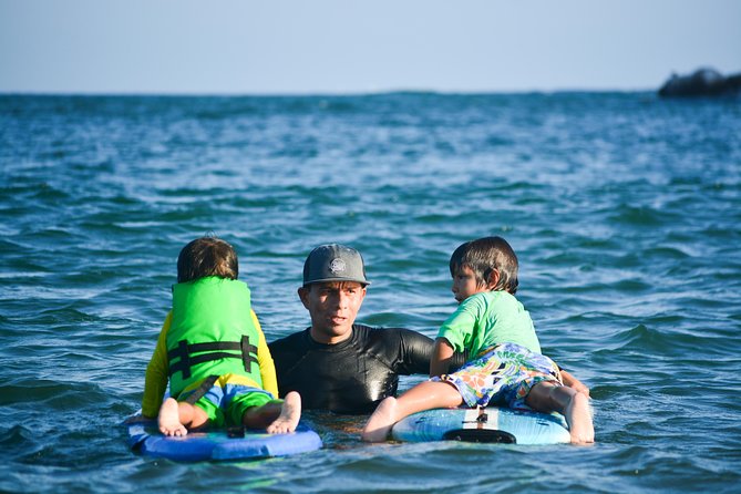 120 Min Surf Lesson / Great for All Levels - Starting at Playa Pescadito in Costa Azul