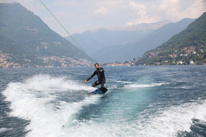 1H Wakeboard and Wakesurf on Lake Como with Mastercraft Boat - What the one-hour format really means