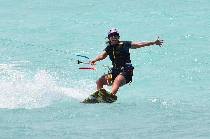 2.5-Hour Private Kiteboarding Lessons at Kanaha Beach in Kahului - Moving into the water with the instructor