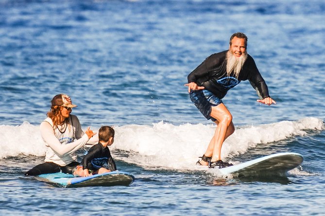 2 Hour Beginner Group Surf Lessons - Surfing with children and teenagers