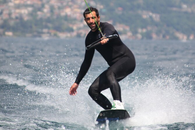 2H Wakeboard and Wakesurf on Lake Como with Mastercraft Boat - Lake Como sightseeing between rides