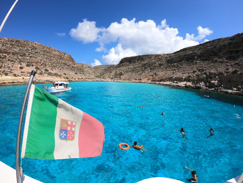 5 hours Lampedusa: Boat Tour with panino SUP e snorkeling - What the $62.63 price covers