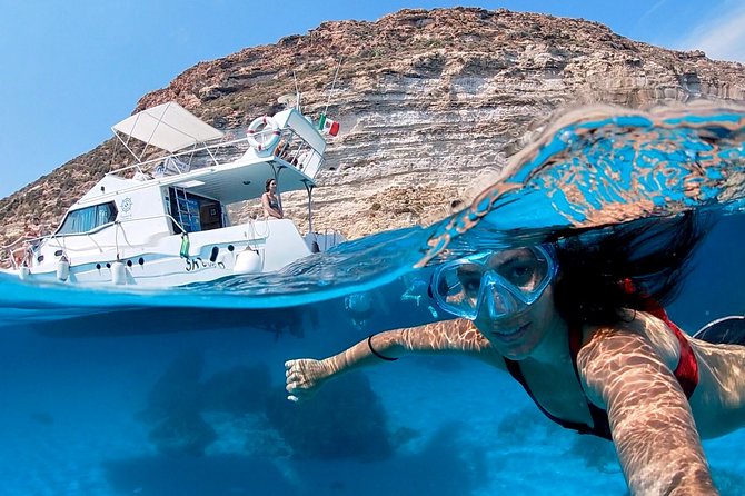 7 hours Boat trip to Lampedusa lunch, SUP and Snorkeling - Quick reasons to consider this boat day