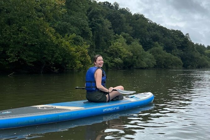 7 Mile Guided Paddleboard Tour On The French Broad River in Asheville - Paddling past the Biltmore Estate
