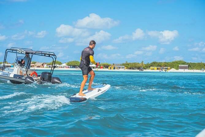 90 minute Private E-foiling in Aruba - Who Will Enjoy This Most