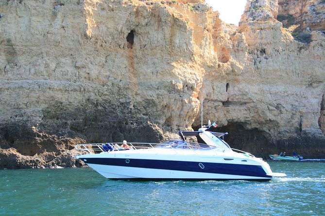 Afternoon yacht charter in lagos with drinks, tapas, paddle boards and kayak - What the crew adds to the experience