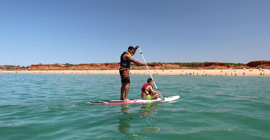 Albufeira: 1 Hour Stand-Up Paddleboard Experience - The beach meeting point and first few minutes