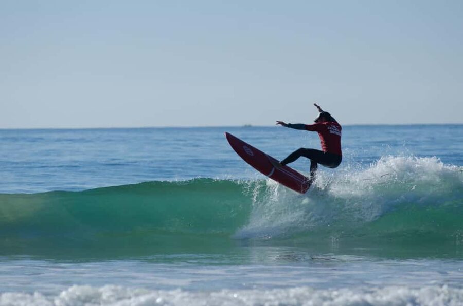 Albufeira: Small Group Surf Lesson with Private Instructor - Equipment, Insurance, and the Café Finish