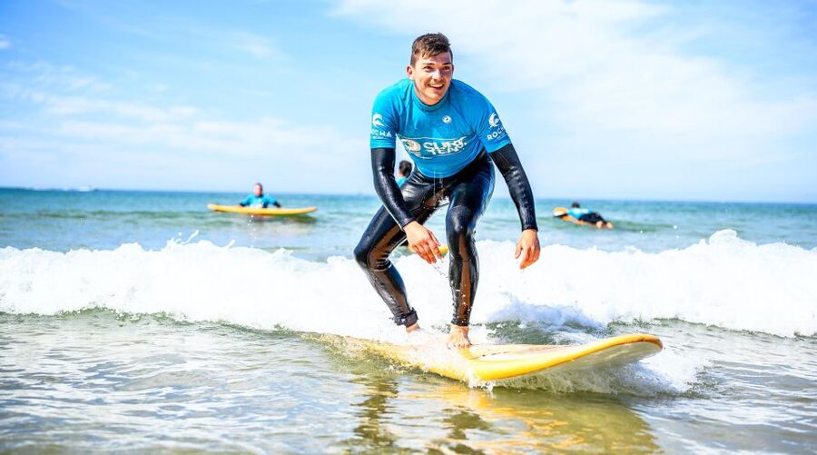 Algarve: Amazing Private Surf Lesson 2 hours - A private start from Praia da Rocha