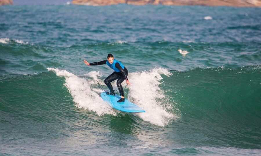 Armação de Pêra: 1:30-hour Surf experience Lesson/clinic - Who will enjoy it most