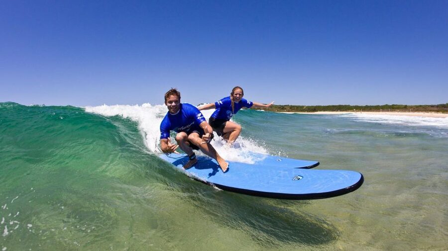Armação de Pêra: 1:30-hour Surf experience Lesson/clinic - The first lesson begins with safety