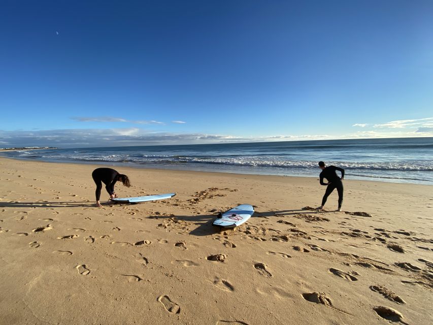 Armação de Pêra: 1:30-hour Surf experience Lesson/clinic - What the $41 price includes