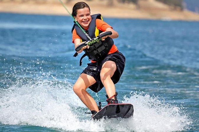 Aruba Water Skiing or Wakeboarding - Why wind and water conditions matter