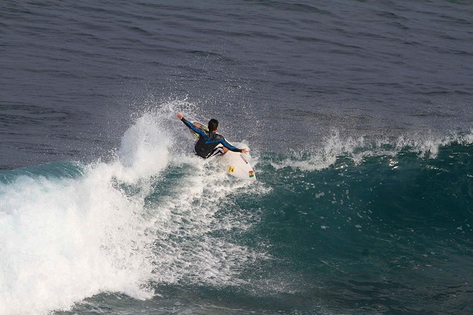 Aulas de Surf - Coaching that works for families and first-timers