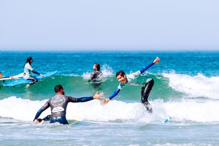Aulas de Surf/Surf Lesson - Lisboa - Meeting at the Hard Rock Cafe