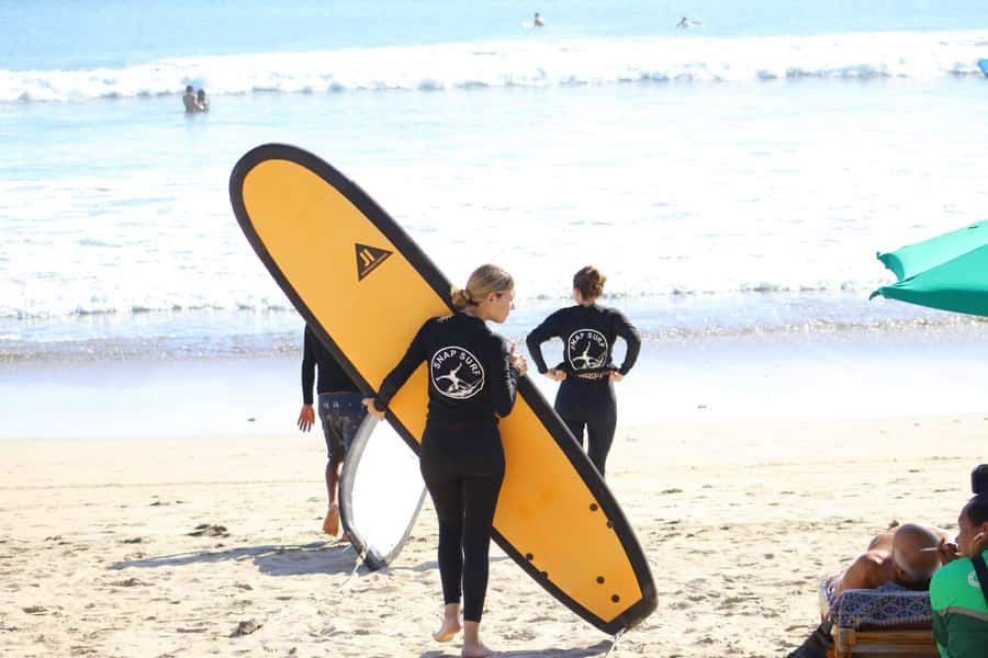 Bali: Beginner and Intermediate Surf lesson Nusa Dua - Coaching for intermediate surfers