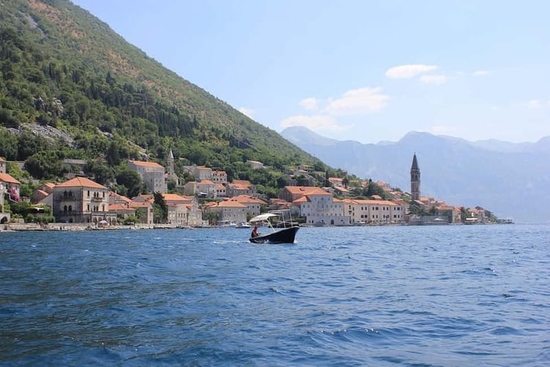 Bay of Kotor: 2-Hour Stand Up Paddle Board Tour - Paddling past Kotor’s walls and villages