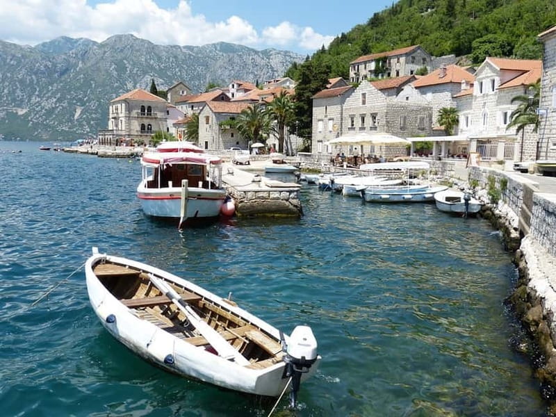 Bay of Kotor: 2-Hour Stand Up Paddle Board Tour - Starting at Muo, a small fishing village