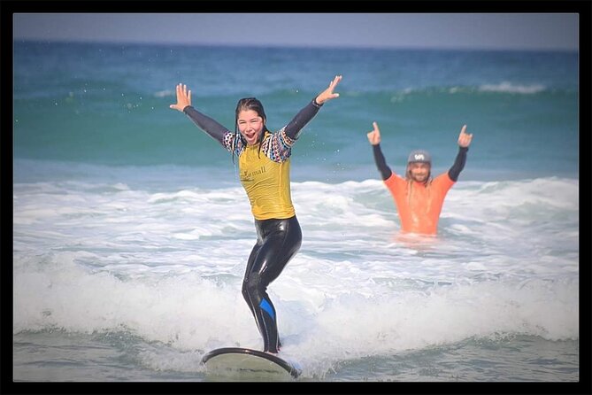 Beginner group surf lesson - Why the Small Group Matters