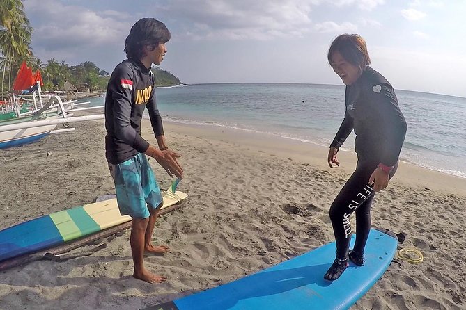 Beginner surf lesson private class - Adult - Finding the Right Place to Catch a Wave