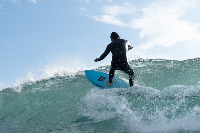 Beginners, intermediate and advanced surf lessons - Why this Ericeira surf lesson works for beginners