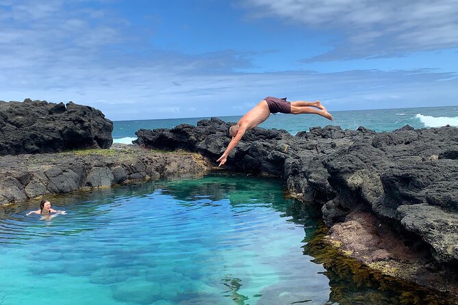 Behind The Bay - Explore Like a Local: Waterfalls/paddleboarding - Broken Head Nature Reserve and the coastal finish