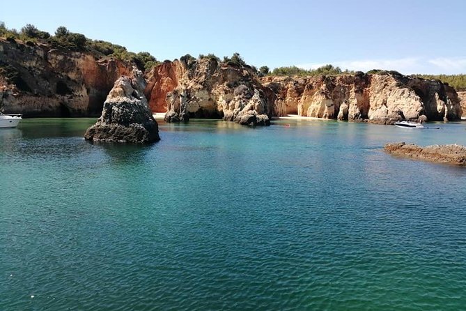 Benagil private yacht from lagos with drinks, tapas, paddle boards and kayak - The Benagil cave is the main event