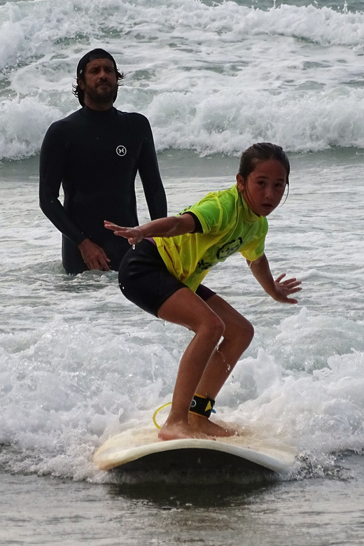 Biarritz: 1.5-Hour Group Surf Lesson - Carrying the Board and Handling the Physical Work