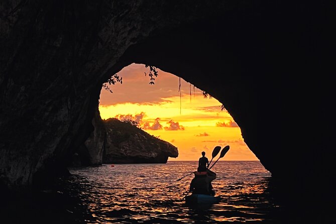 Bioluminescence by kayak or SUP to Los Arcos Puerto Vallarta - The beach club welcome afterward