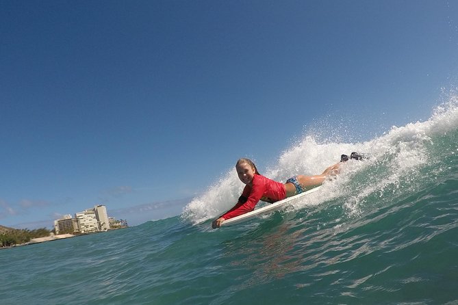 Bodyboarding 1-to-1 Private Lesson with Waikiki Courtesy Shuttle - A private start from Waikiki