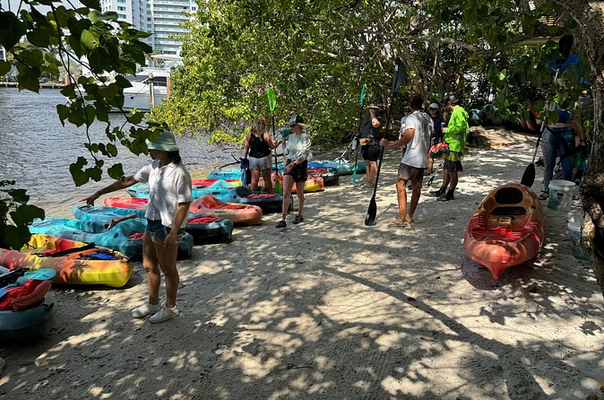Bonnet House 2 Hour Rental (Paddleboard or Kayak) - Who will enjoy this Fort Lauderdale outing?