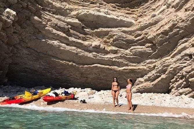Budva: Kayak & SUP Rental - Choosing between a kayak and a SUP