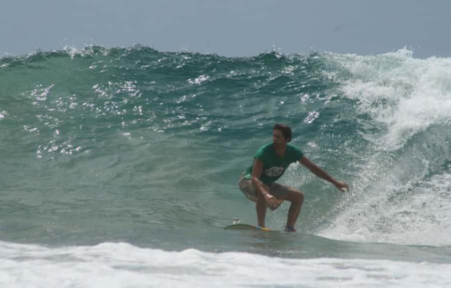 Byron Bay: 2 Hour Private Surf Lesson with Instructor - Byron Bay beaches, warm water, and changing conditions