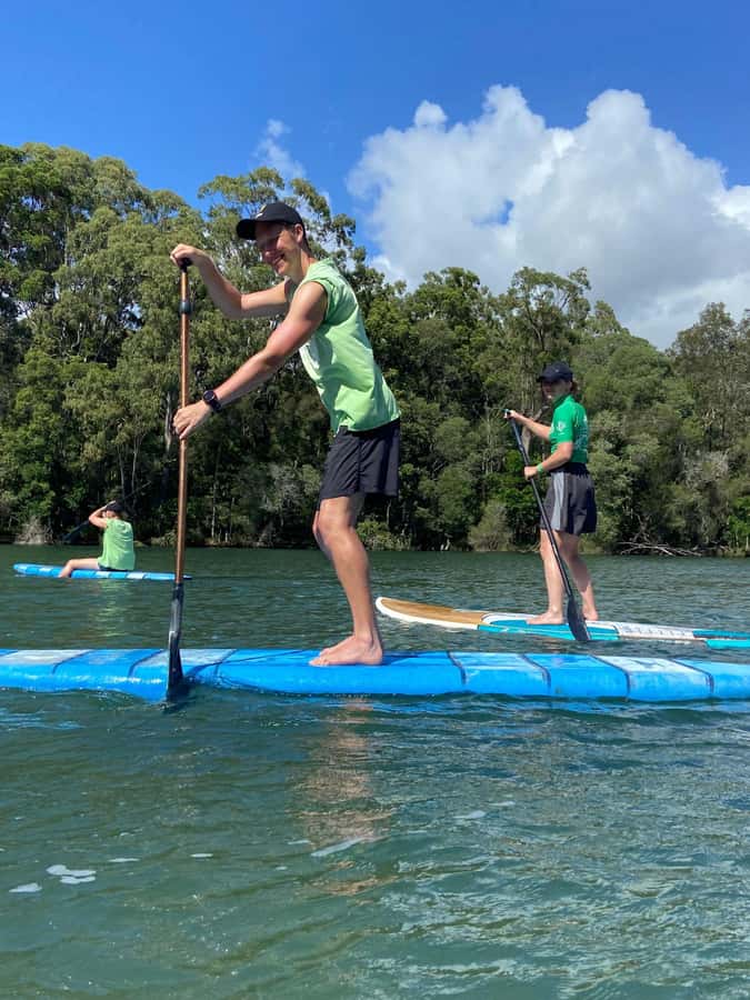Byron Bay: Stand-Up Paddleboarding Lesson + Transfer - Why the small group matters