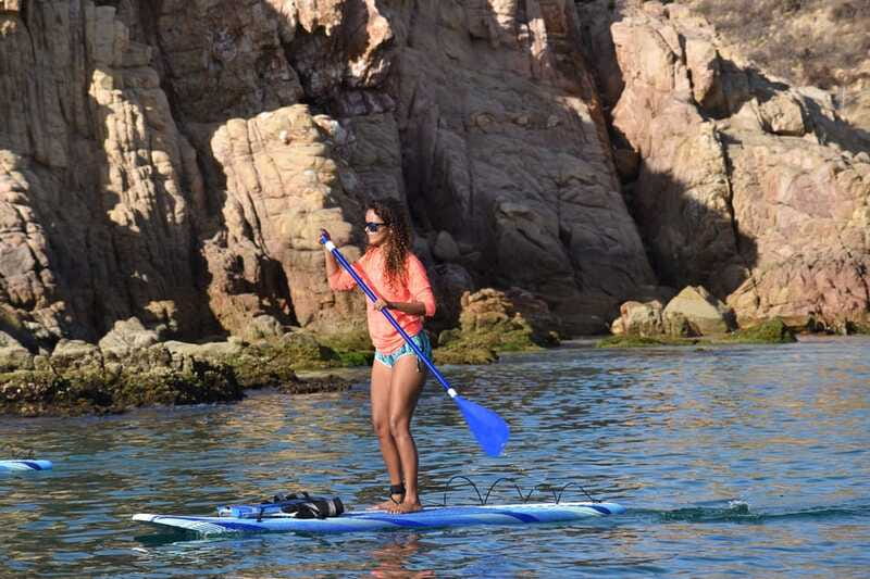 Cabo san Lucas: Paddle Boarding or Kayak and Snorkeling - Which guide style suits this outing