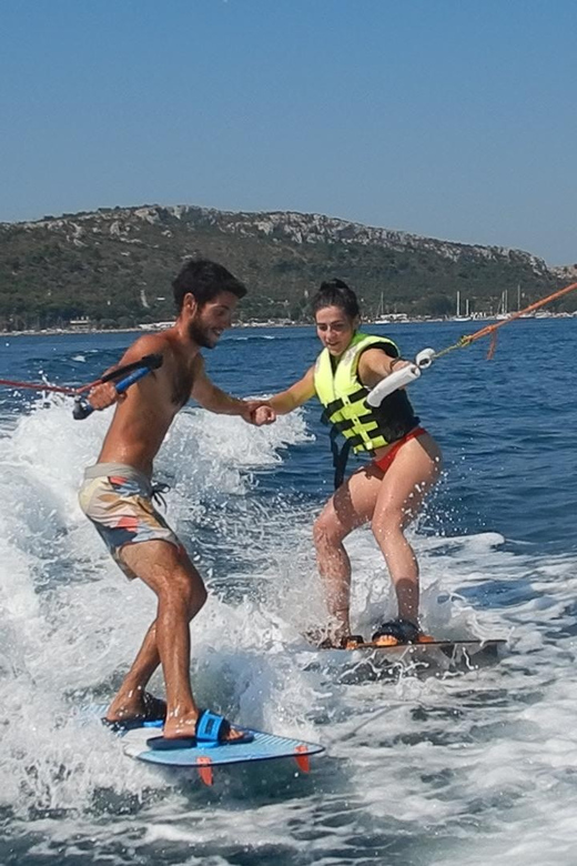 Cagliari: Wakeboarding in the Angel's gulf! - The experience provider and service style