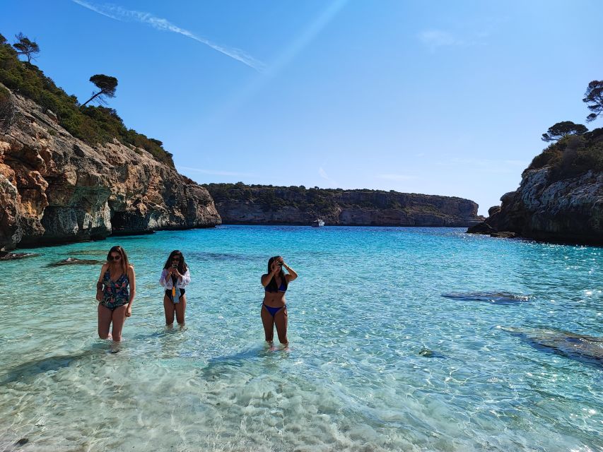 Cala des Moro/S'Almunia: Snorkel and SUP Tour - Caló des Moro: brilliant water, limited elbow room
