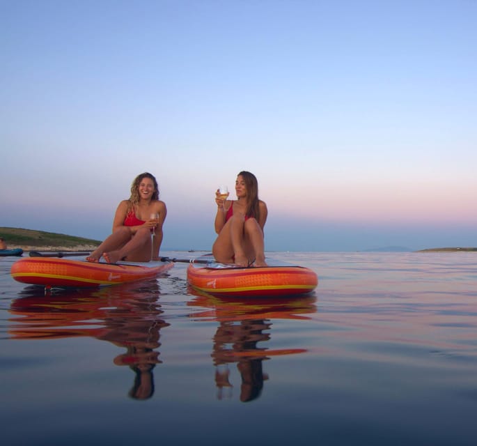 Cape Kamenjak: Sunset Kayak/SUP Wine Tour - Guides, equipment, and the feel of the group