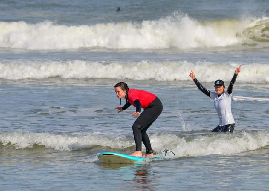Cape Town:Learn to surf with the best view of Table Mountain - How the coaching feels in practice