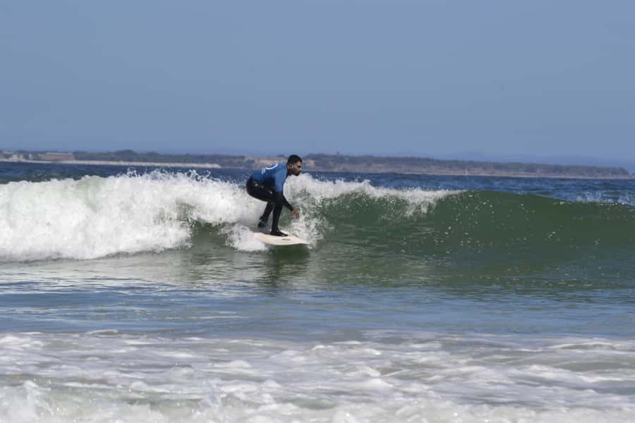 Cape Town:Learn to surf with the best view of Table Mountain - What the $46 price includes