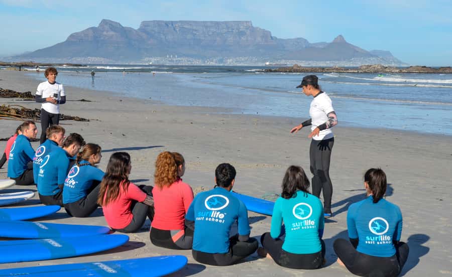 Cape Town:Learn to surf with the best view of Table Mountain - What happens during the 90-minute lesson