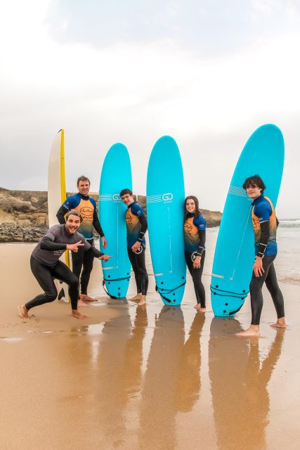 Cascais: Local Surf Experience - The equipment and cold-weather question