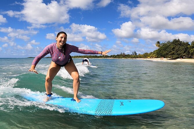 Come and learn to surf at the best surf spots in Guadeloupe. - A certified school with local knowledge