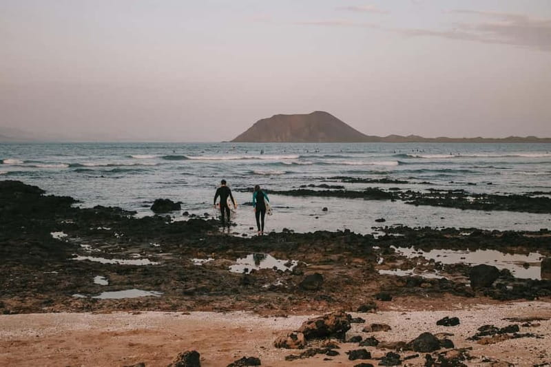 Come surf with me! Sealover Surfschool - What happens before you enter the water