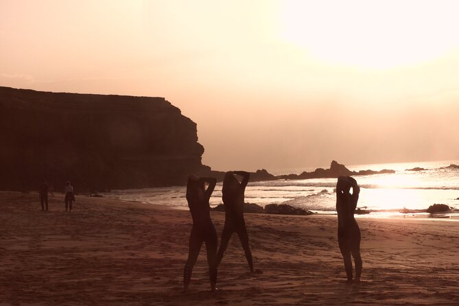 Come surf with me! Surf In Fuerteventura by Sealover - Starting in Corralejo at C. el Hierro 39