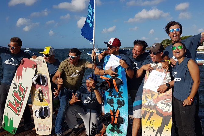 Complete rental of kitesurf equipment - Getting started at Contrada Spagnola